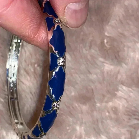 Sequin blue and sliver tone with faux crystal accents hinged bangle bracelet - Picture 6 of 10